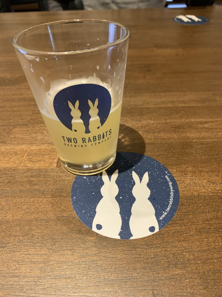 ツーラビットグラス