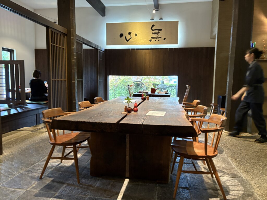 そば処　藤村店内の様子